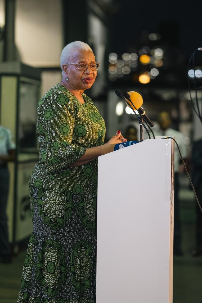 Graça Machel recorda experiência como refugiada